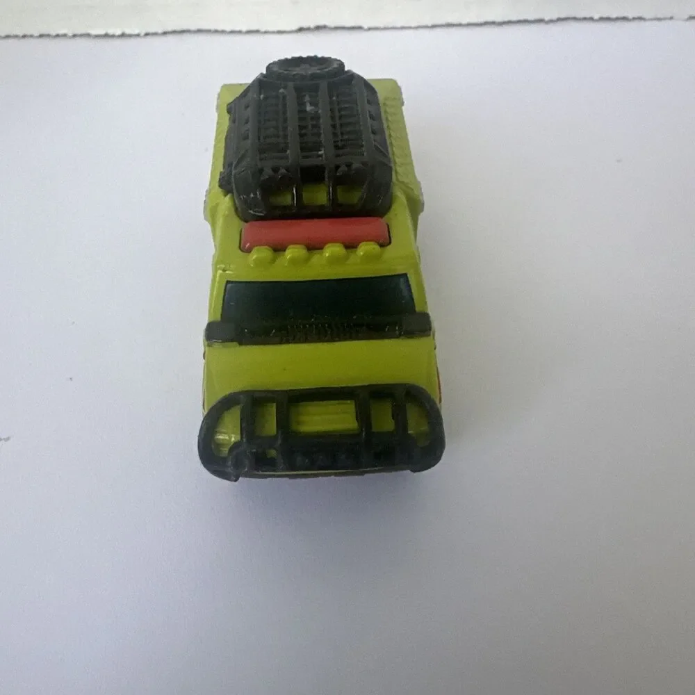 Hasbro TMCM Ratchet Search And Rescue Fire Department Green Vehicle